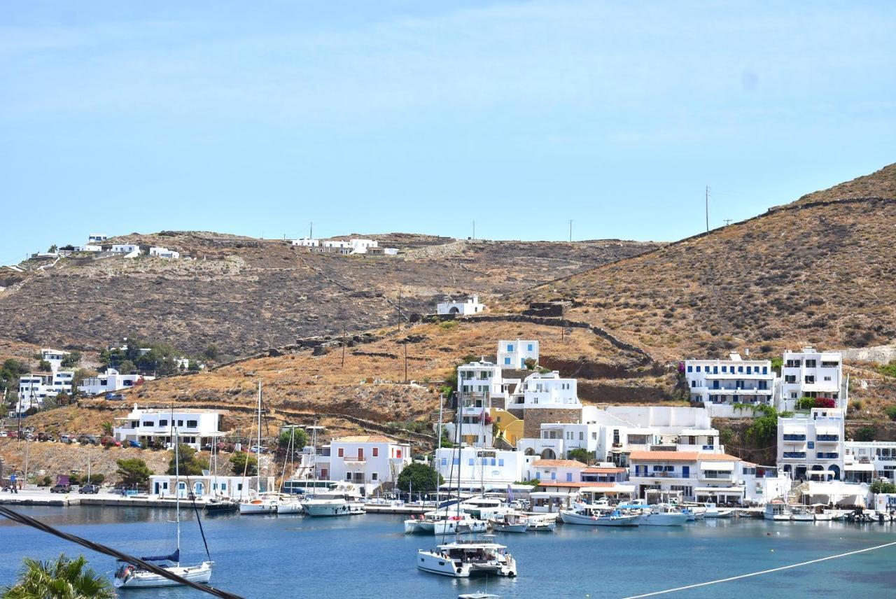 Martinos Studios, Merihas Port Kythnos Exterior foto